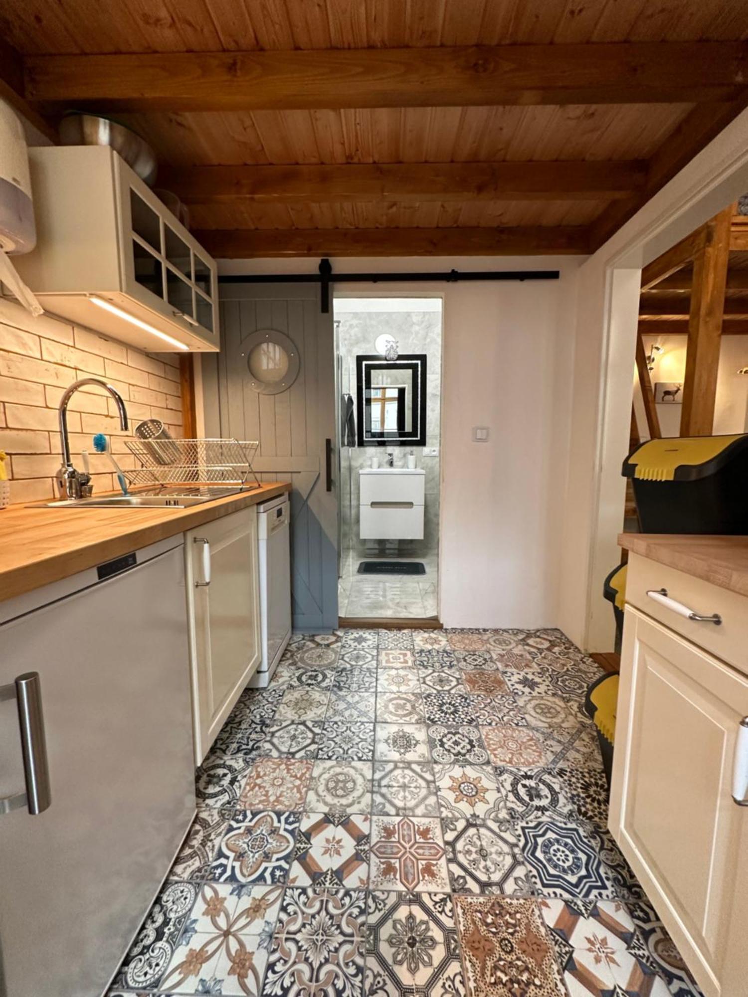 Cozy New Loft Apartment براغ المظهر الخارجي الصورة